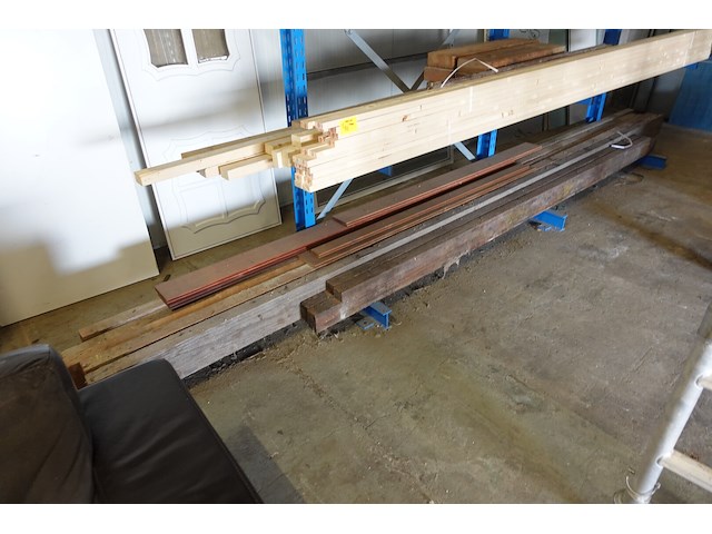 Inhoud rek - afbeelding 3 van  10