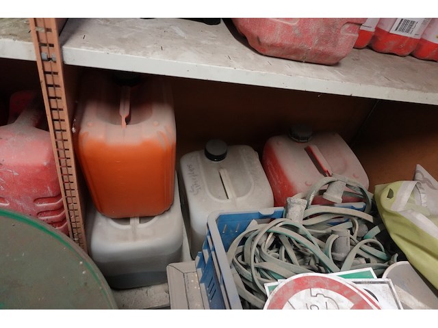 Inhoud rek - afbeelding 8 van  10