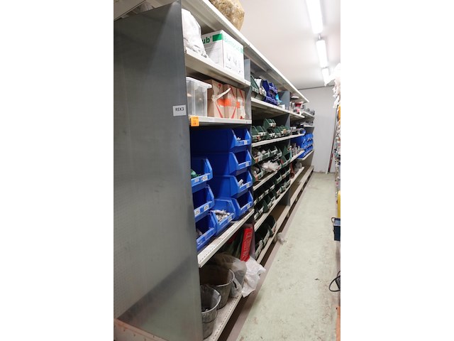 Inhoud rek - afbeelding 1 van  93