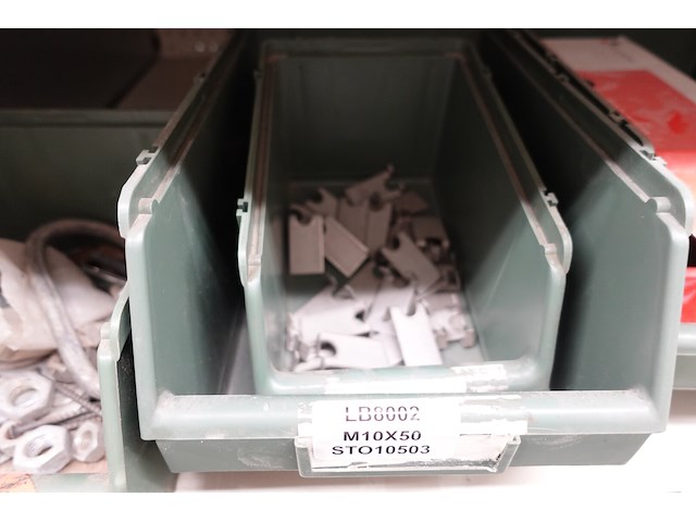 Inhoud rek - afbeelding 14 van  93