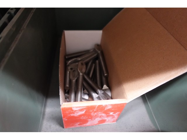 Inhoud rek - afbeelding 15 van  93