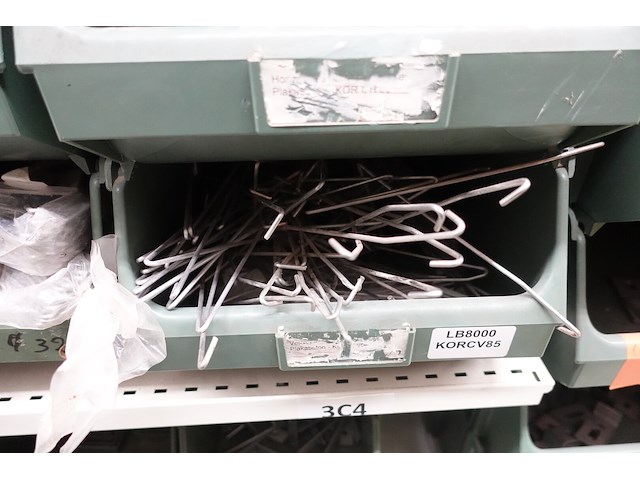 Inhoud rek - afbeelding 21 van  93