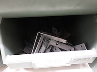 Inhoud rek - afbeelding 25 van  93