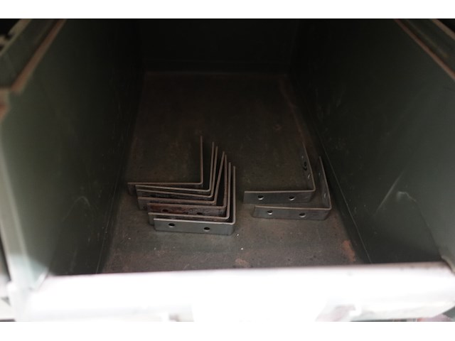 Inhoud rek - afbeelding 26 van  93