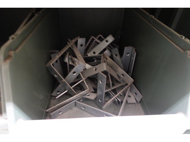 Inhoud rek - afbeelding 28 van  93