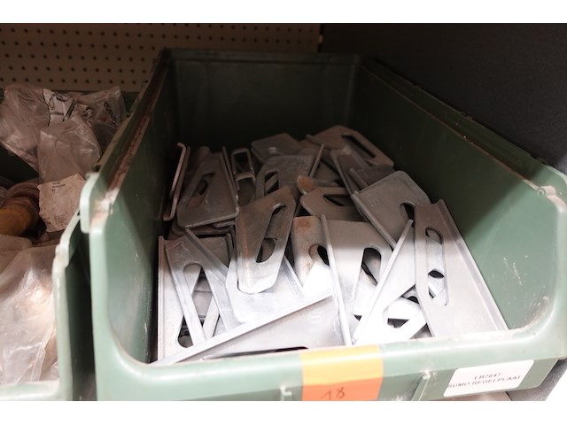 Inhoud rek - afbeelding 41 van  93