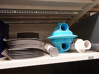 Inhoud rek - afbeelding 42 van  93