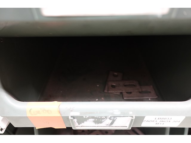 Inhoud rek - afbeelding 44 van  93