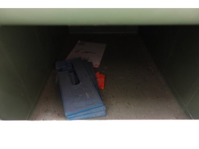 Inhoud rek - afbeelding 54 van  93