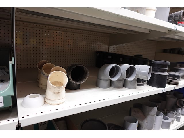 Inhoud rek - afbeelding 57 van  93