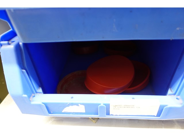 Inhoud rek - afbeelding 73 van  93