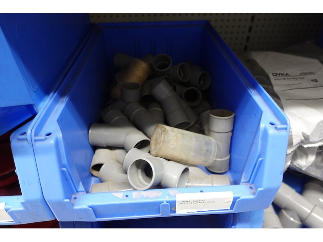 Inhoud rek - afbeelding 74 van  93