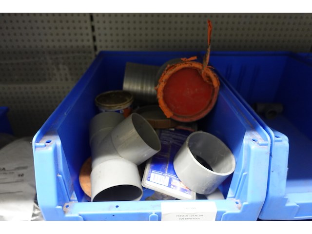 Inhoud rek - afbeelding 77 van  93