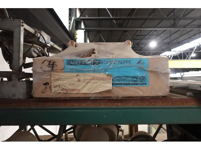 Inhoud rek - afbeelding 9 van  19