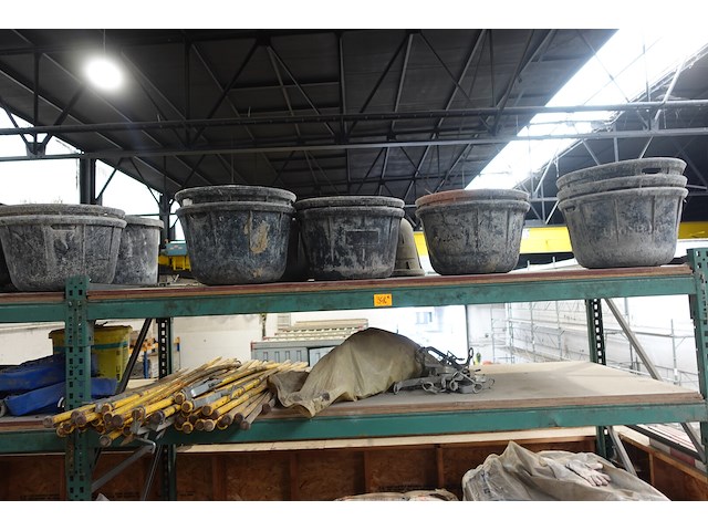 Inhoud rek - afbeelding 1 van  19