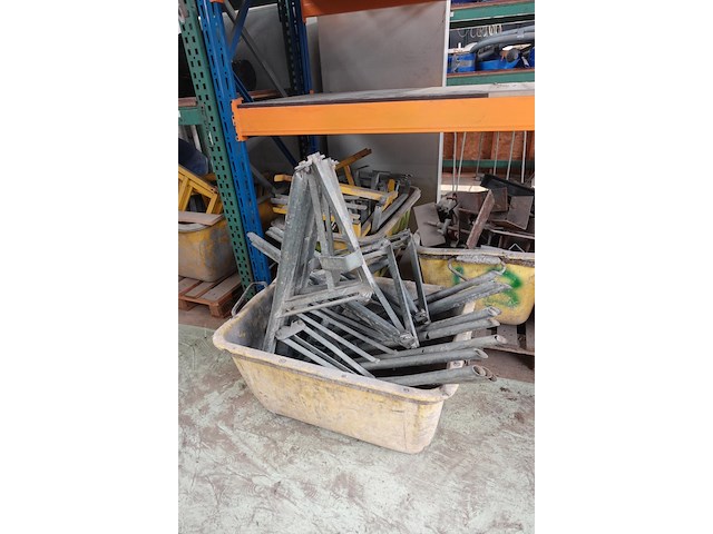 Inhoud rek - afbeelding 3 van  10