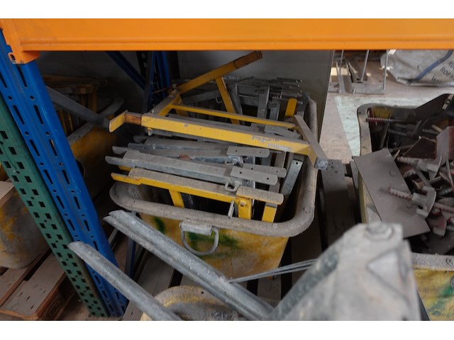 Inhoud rek - afbeelding 7 van  10