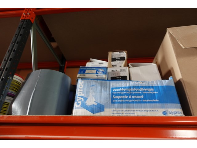 Inhoud rek - afbeelding 6 van  17