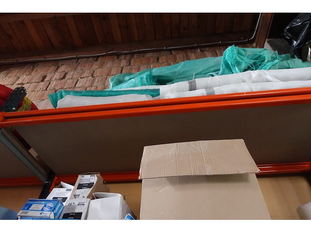 Inhoud rek - afbeelding 9 van  17