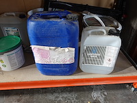 Inhoud rek - afbeelding 1 van  17