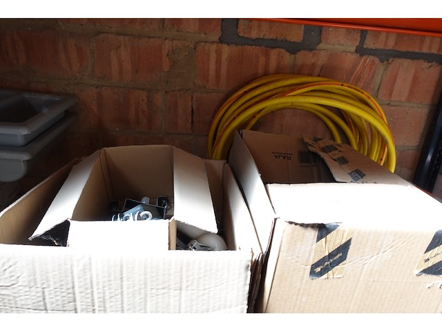 Inhoud rek - afbeelding 2 van  15