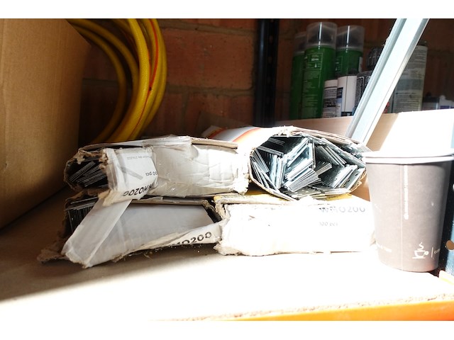 Inhoud rek - afbeelding 3 van  15