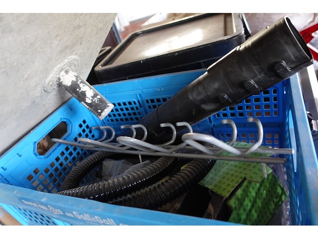 Inhoud rek - afbeelding 21 van  35