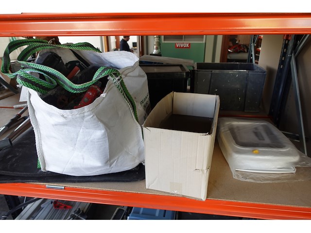 Inhoud rek - afbeelding 12 van  35