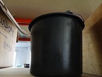 Inhoud rek - afbeelding 26 van  35