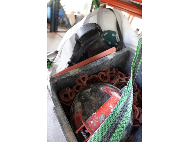 Inhoud rek - afbeelding 30 van  35