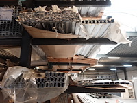 Inhoud rek - afbeelding 8 van  11