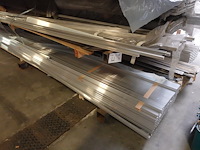 Inhoud rek - afbeelding 2 van  12