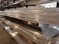 Inhoud rek - afbeelding 4 van  12