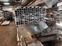 Inhoud rek - afbeelding 7 van  12