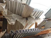 Inhoud rek - afbeelding 11 van  12