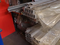 Inhoud rek - afbeelding 4 van  7