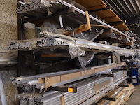 Inhoud rek - afbeelding 1 van  6