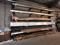 Inhoud rek - afbeelding 1 van  5