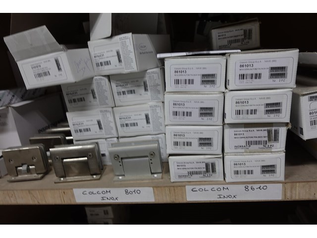 Inhoud rek - afbeelding 12 van  16