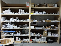 Inhoud rek - afbeelding 1 van  16