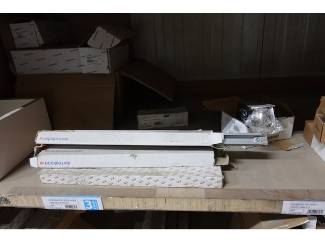 Inhoud rek - afbeelding 5 van  16