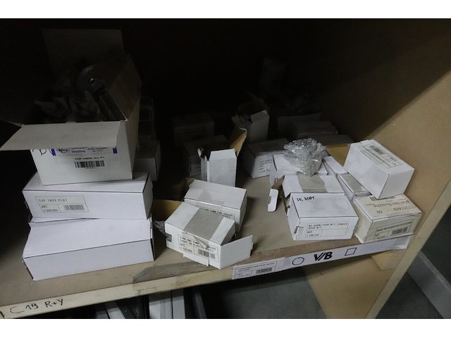 Inhoud rek - afbeelding 7 van  16