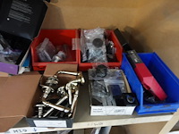 Inhoud rek - afbeelding 12 van  17