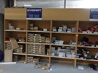 Inhoud rek - afbeelding 2 van  17