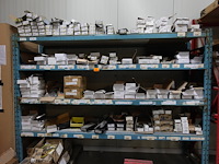 Inhoud rek - afbeelding 1 van  13