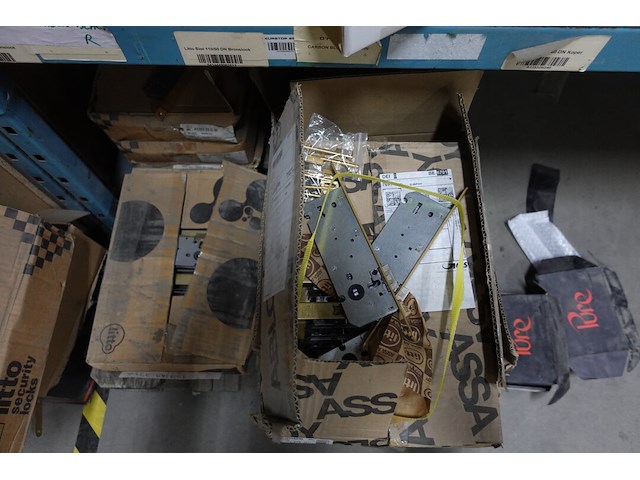 Inhoud rek - afbeelding 6 van  13