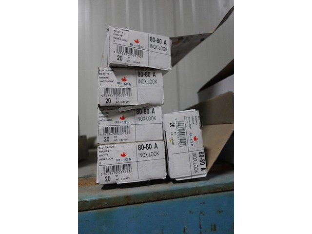 Inhoud rek - afbeelding 8 van  13