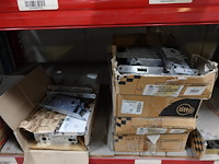 Inhoud rek - afbeelding 2 van  11