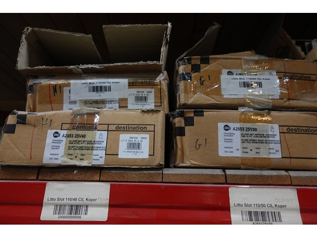 Inhoud rek - afbeelding 4 van  11