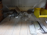 Inhoud rek - afbeelding 9 van  11